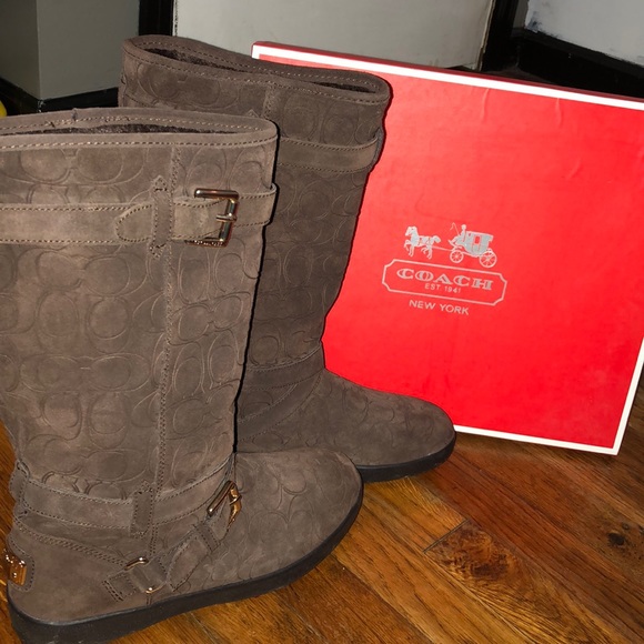 coach winter boots w/ box:) - Picture 1 of 6
